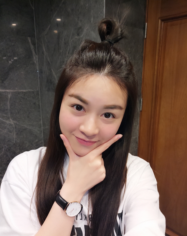 苹果味的第一张照片--渭南相亲服务中心