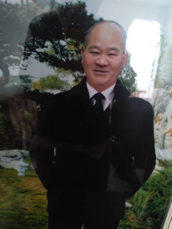 老方丈的第一张照片--渭南相亲服务中心