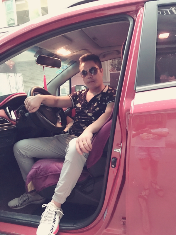 浩的第一张照片--渭南相亲服务中心