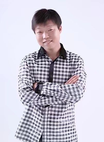 碧海升明月的第一张照片--渭南相亲服务中心