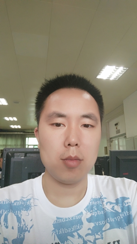 浔城老男孩的第一张照片--渭南相亲服务中心