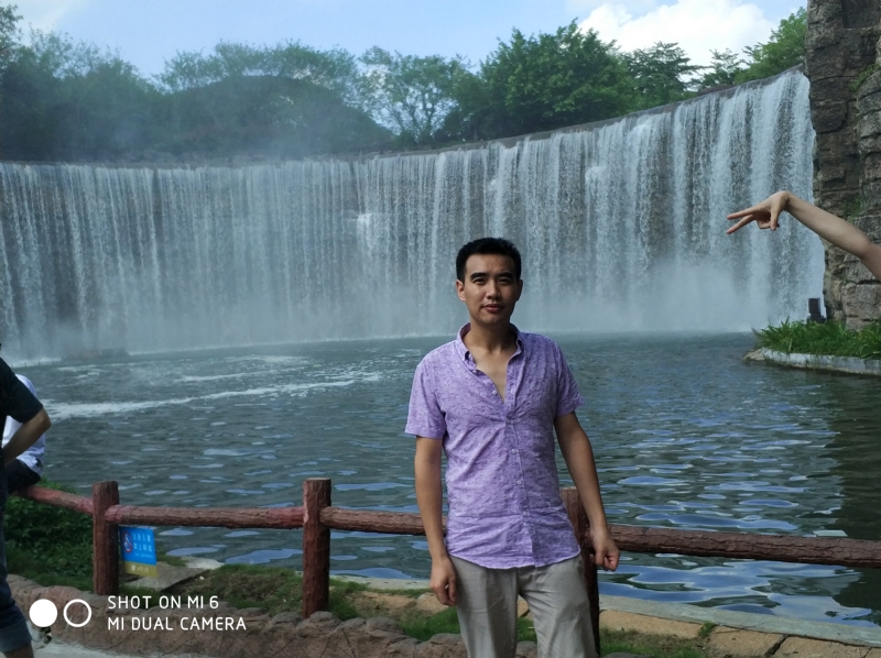 追梦人的第一张照片--渭南相亲服务中心