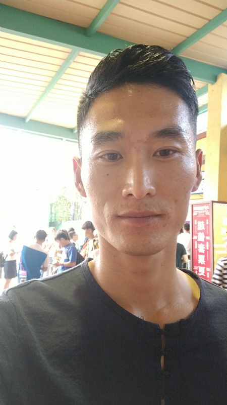 难得糊涂的第一张照片--渭南相亲服务中心