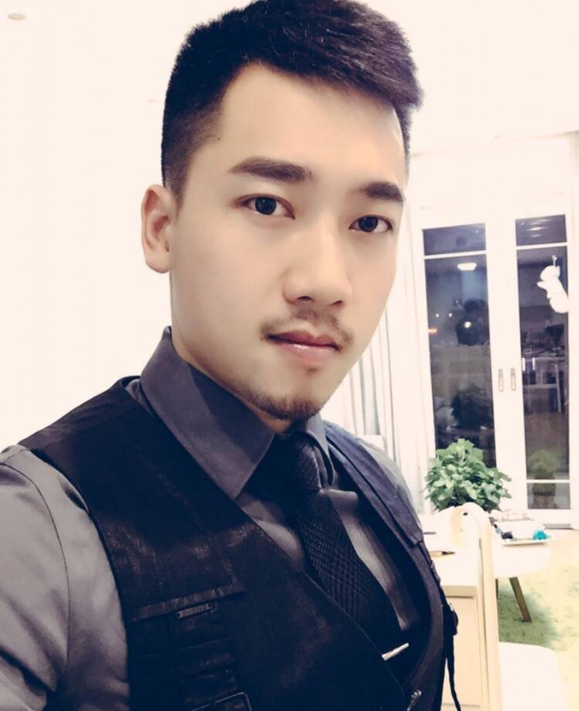 风的季节的第一张照片--渭南相亲服务中心