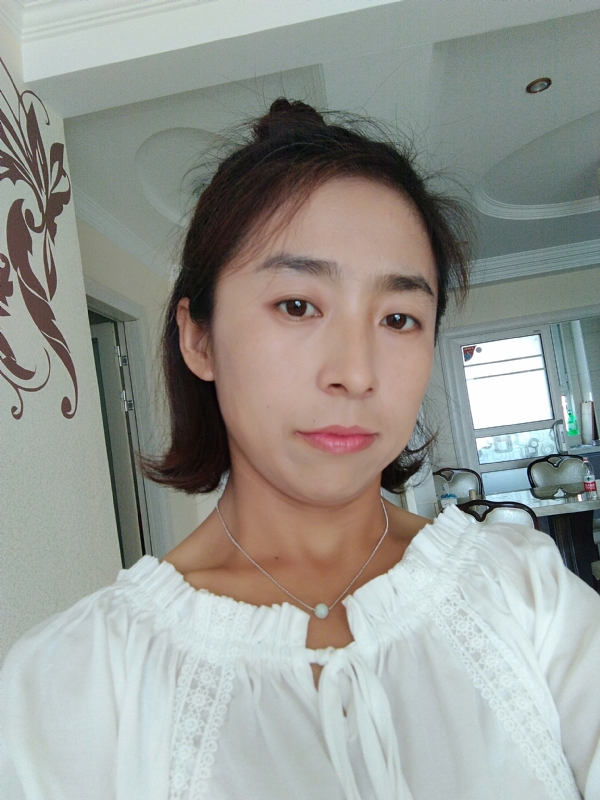 柠檬的第一张照片--渭南相亲服务中心