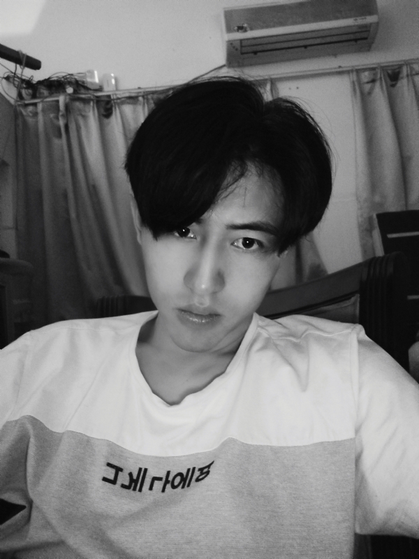 斷笔的第一张照片--渭南相亲服务中心