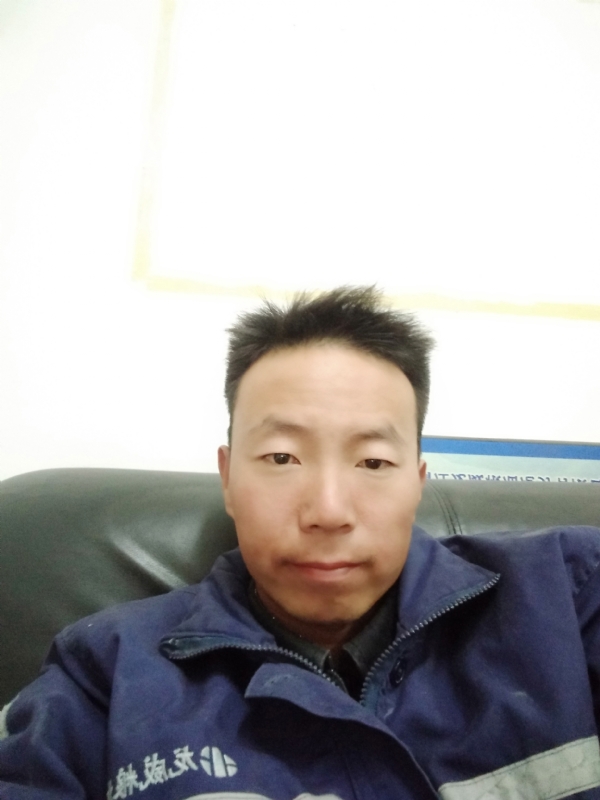 东西南北风的第一张照片--渭南相亲服务中心