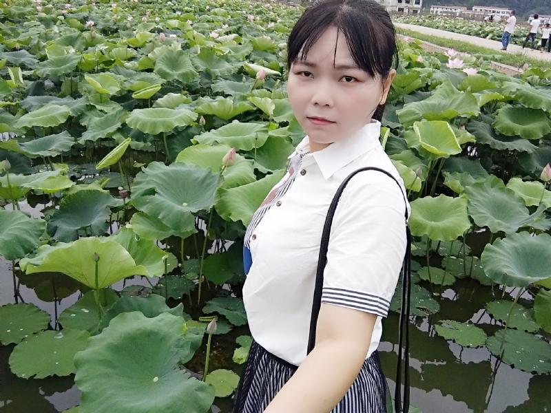 小五同学的第二张照片--渭南相亲服务中心