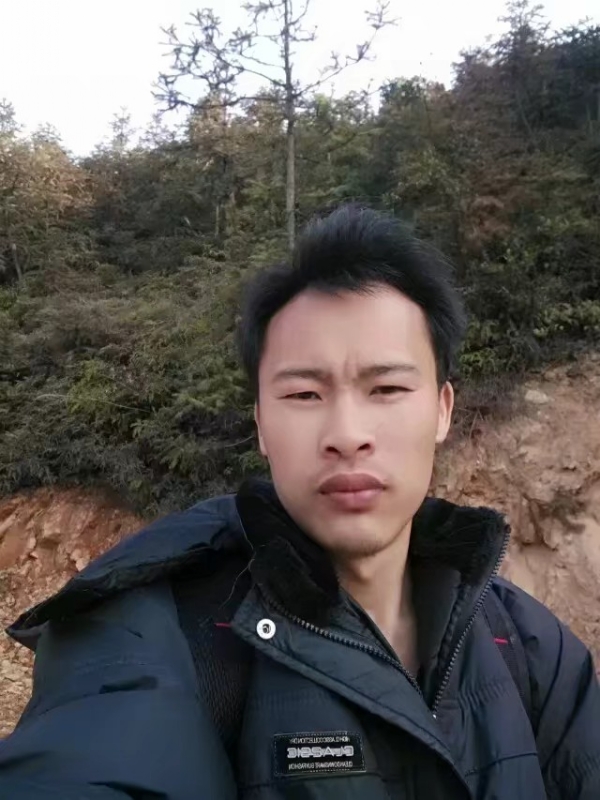 高富帅的第一张照片--渭南相亲服务中心