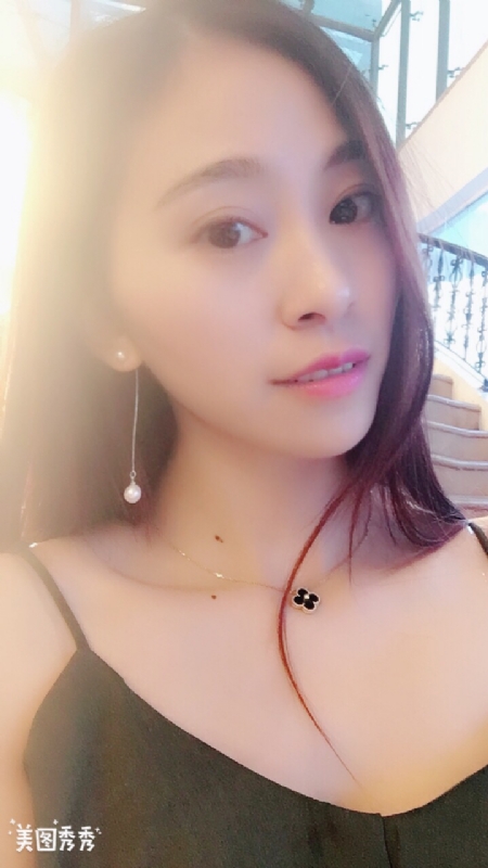 隨風的云的第一张照片--渭南相亲服务中心