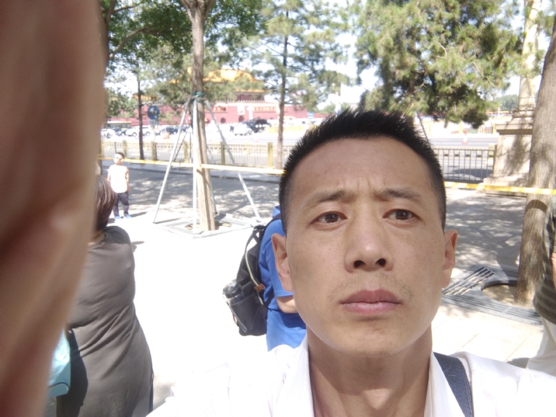 刘红兵的第一张照片--渭南相亲服务中心