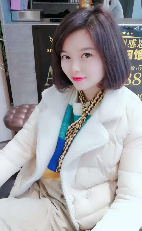 认真的雪的第一张照片--渭南相亲服务中心