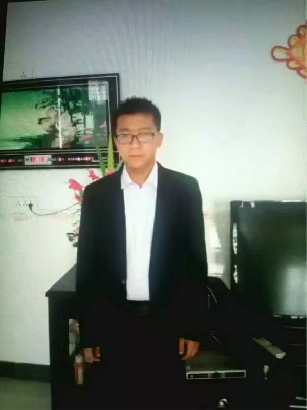 依然疼痛的第一张照片--渭南相亲服务中心