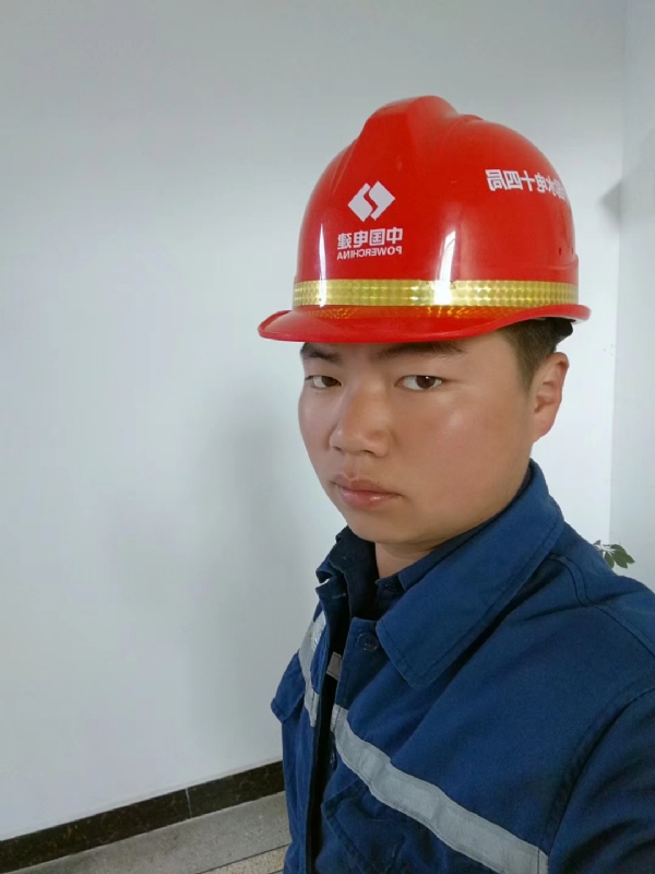 小公牛的第一张照片--渭南相亲服务中心