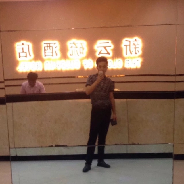 毛洪文的第一张照片--渭南相亲服务中心