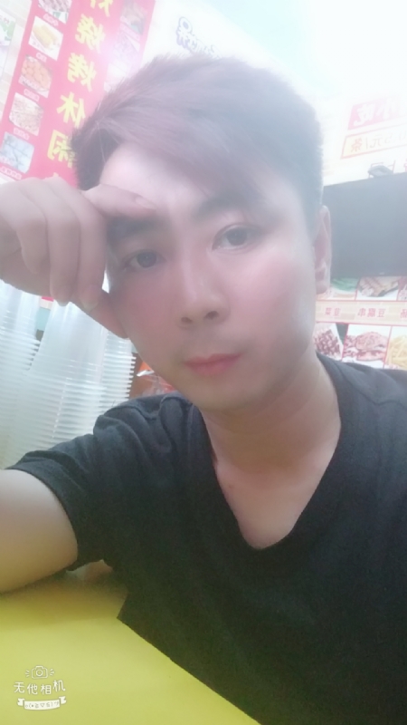 堆积情感的第二张照片--渭南相亲服务中心