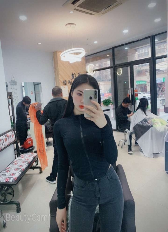 婷婷的第四张照片--渭南相亲服务中心