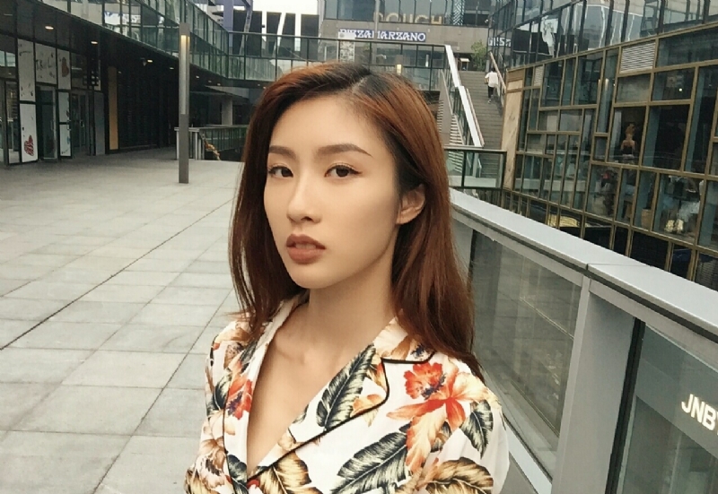 蘇悅的第四张照片--渭南相亲服务中心