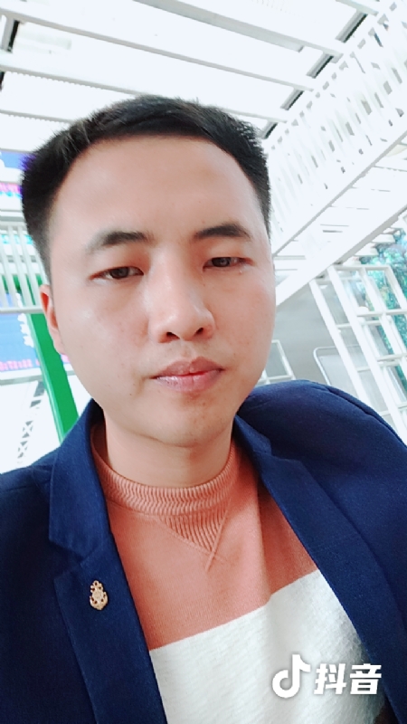 佳鑫的第一张照片--渭南相亲服务中心