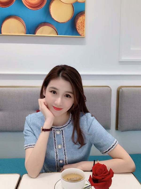 Emily的第二张照片--渭南相亲服务中心