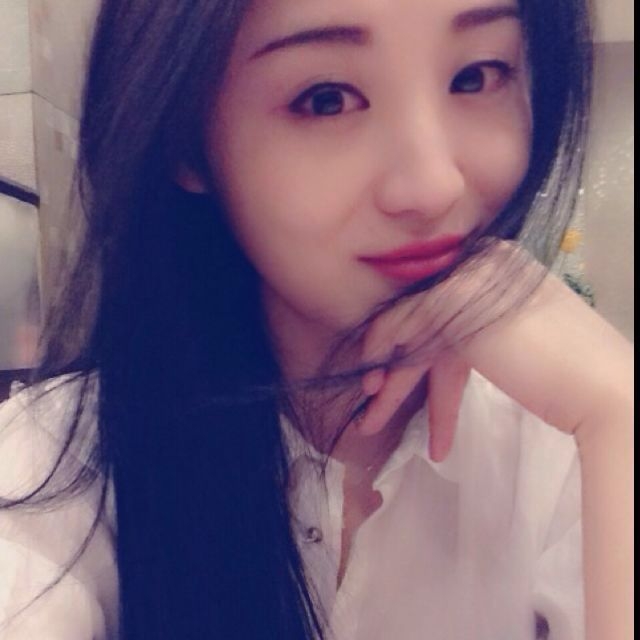 在水一方的第一张照片--渭南相亲服务中心