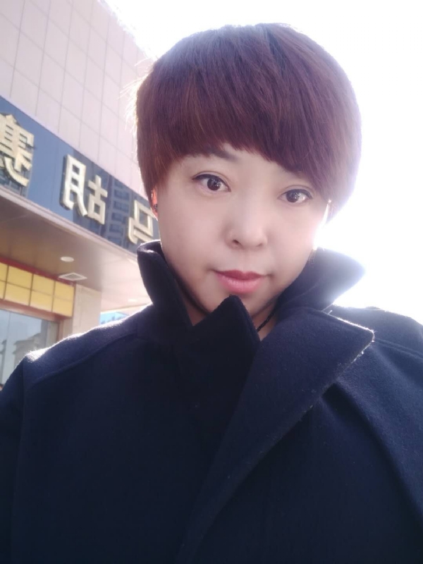 霞儿的第一张照片--渭南相亲服务中心