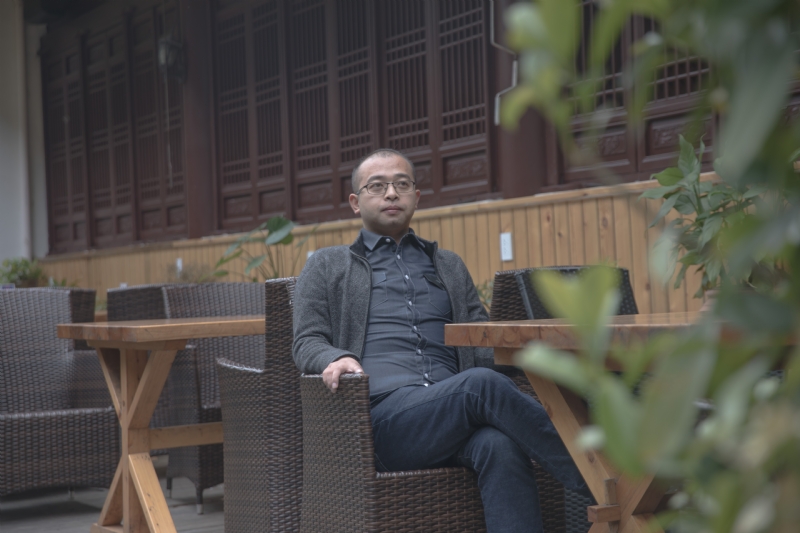 世界那么大的第一张照片--渭南相亲服务中心