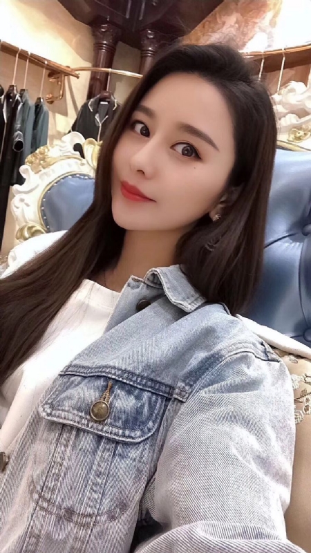 李珊珊的第一张照片--渭南相亲服务中心