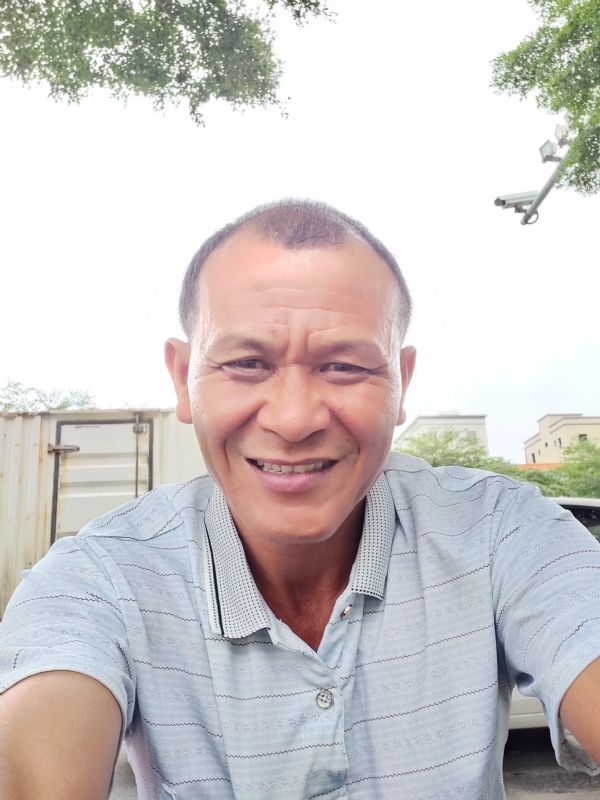 大老的第一张照片--渭南相亲服务中心