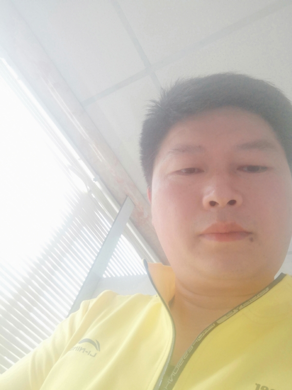 山男的第一张照片--渭南相亲服务中心