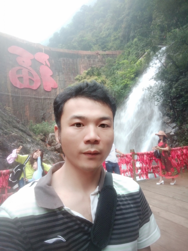 珊珊您是珊无无无妻的第一张照片--渭南相亲服务中心