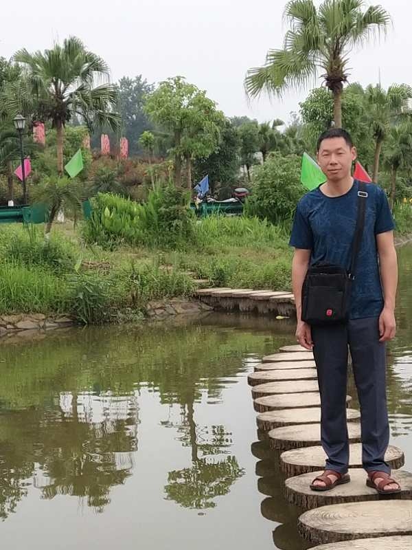 星星知我心的第一张照片--渭南相亲服务中心