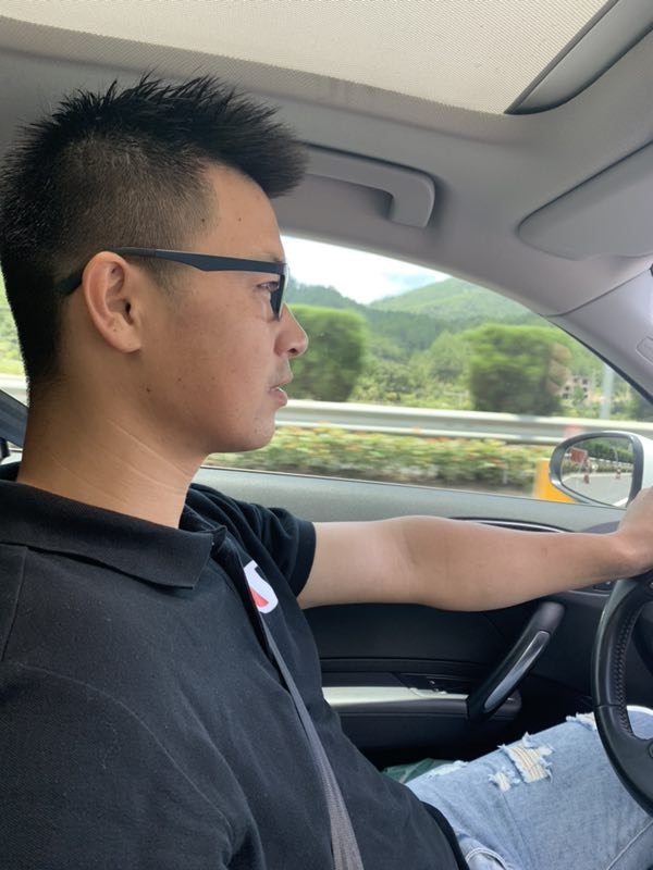 浪漫益友的第一张照片--渭南相亲服务中心