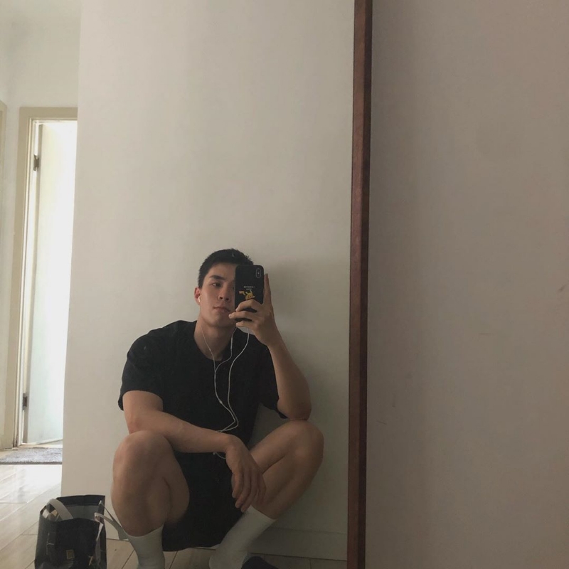 深海的第四张照片--渭南相亲服务中心