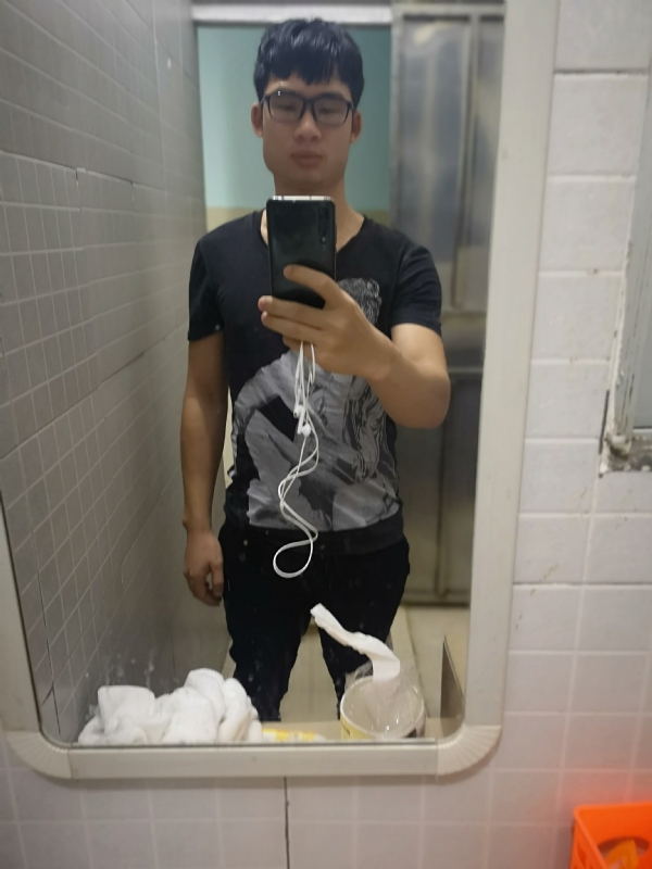 右手的执着的第一张照片--渭南相亲服务中心