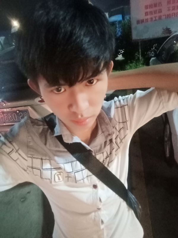 杨哥的第一张照片--渭南相亲服务中心