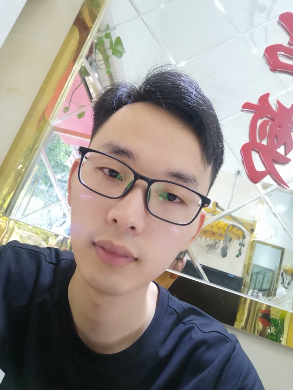 嗨喽先生的第一张照片--渭南相亲服务中心