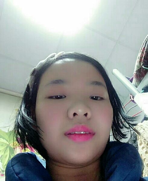 依依的第一张照片--渭南相亲服务中心