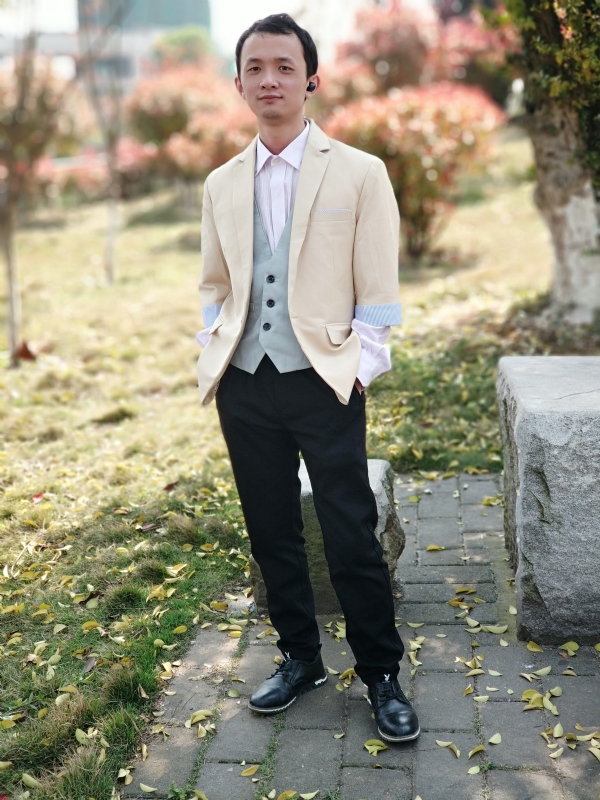 四叶草的第一张照片--渭南相亲服务中心