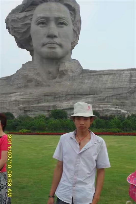 黄泥巴的第一张照片--渭南相亲服务中心