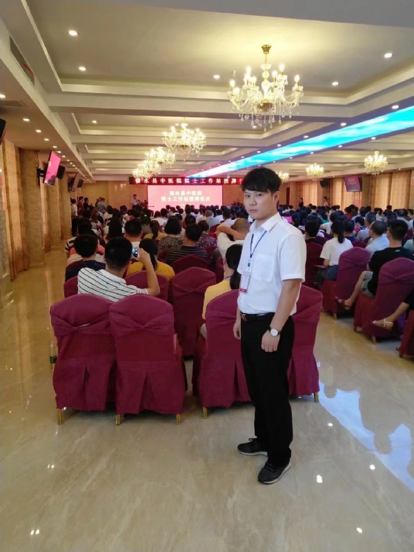 坦然的第一张照片--渭南相亲服务中心