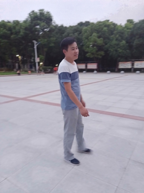 一笑的第一张照片--渭南相亲服务中心