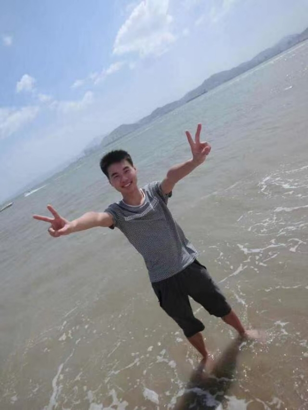 鱼头zzz的第二张照片--渭南相亲服务中心