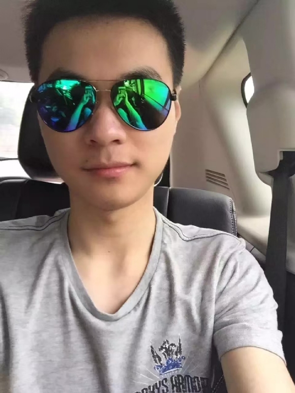 鱼头zzz的第六张照片--渭南相亲服务中心