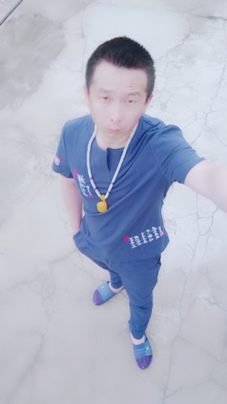 一叶之秋的第一张照片--渭南相亲服务中心