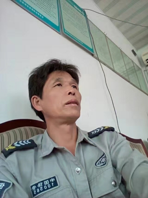 卧窗听雨的第一张照片--渭南相亲服务中心