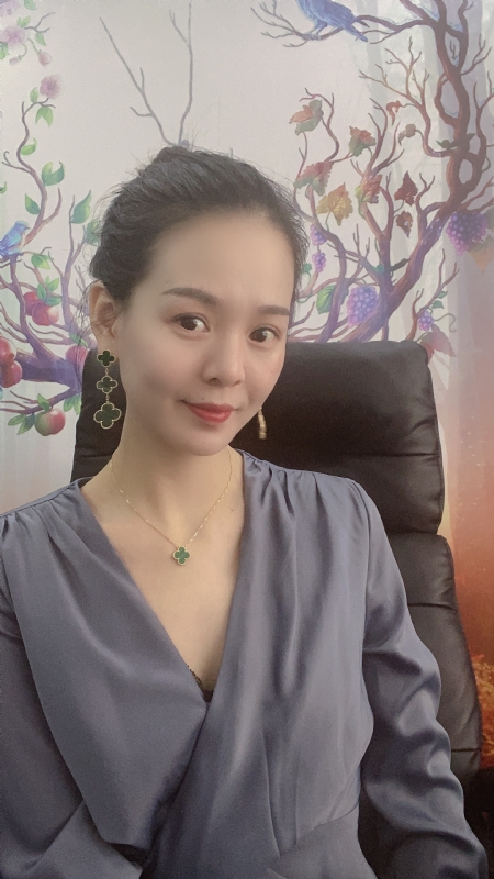 潇潇的第一张照片--渭南相亲服务中心