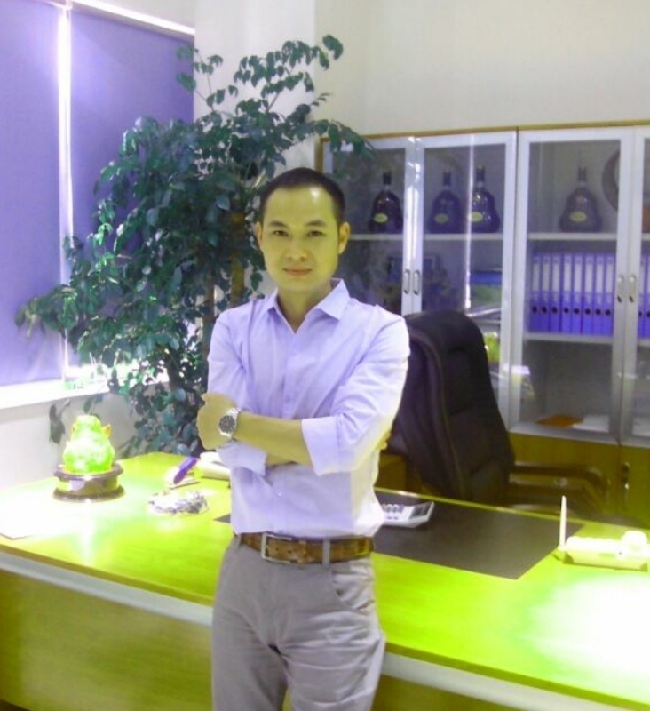 风中劲草的第一张照片--渭南相亲服务中心