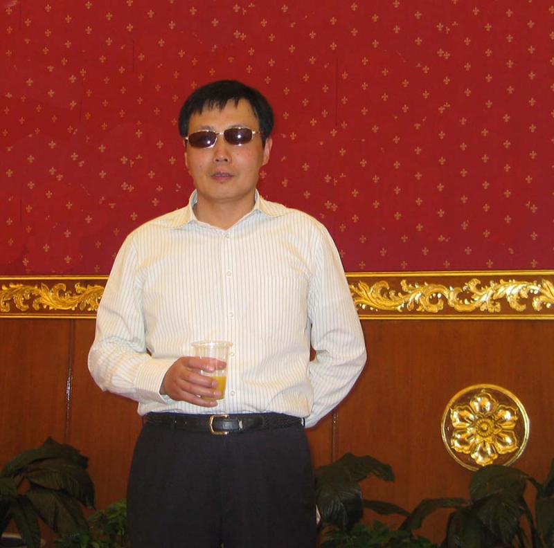 威胜的第二张照片--渭南相亲服务中心