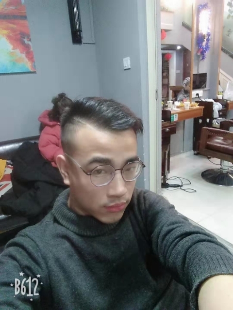 土豆的忧伤的第一张照片--渭南相亲服务中心